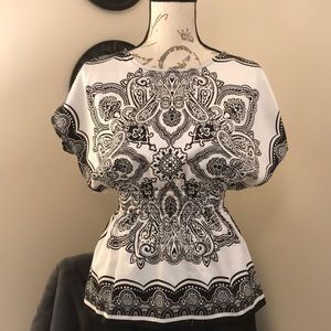 Blouse. EUC. Iz BYER brand